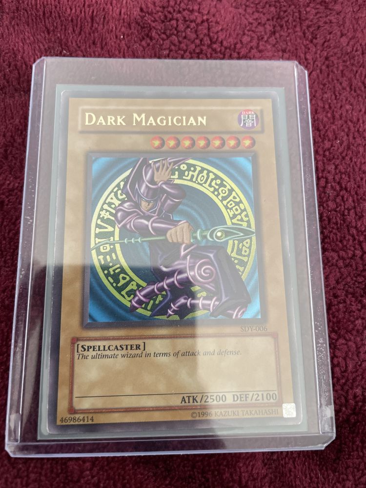 Yo-gi-oh carta Dark Magician