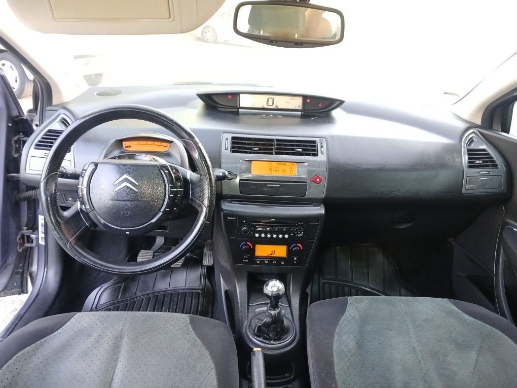 Citroën C4 Executive 1.6 HDI