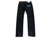 W32 L Czarne Jeansy Mass Denim Tapered Fit z Tagiem Logo Na kieszeni