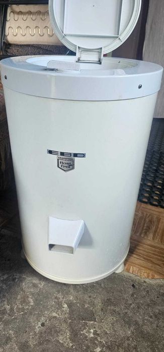 Wirówka do bielizny stan Bardzo Dobry