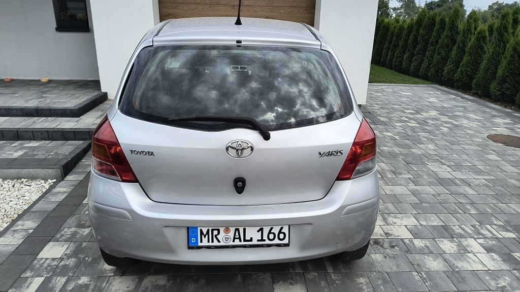 Toyota Yaris 2009 r. 1.0 benzyna klima