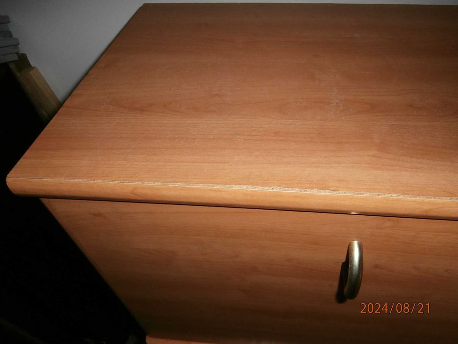 Witryna Słupek przeszklony+barek gratis kol. olcha używane czytaj opis