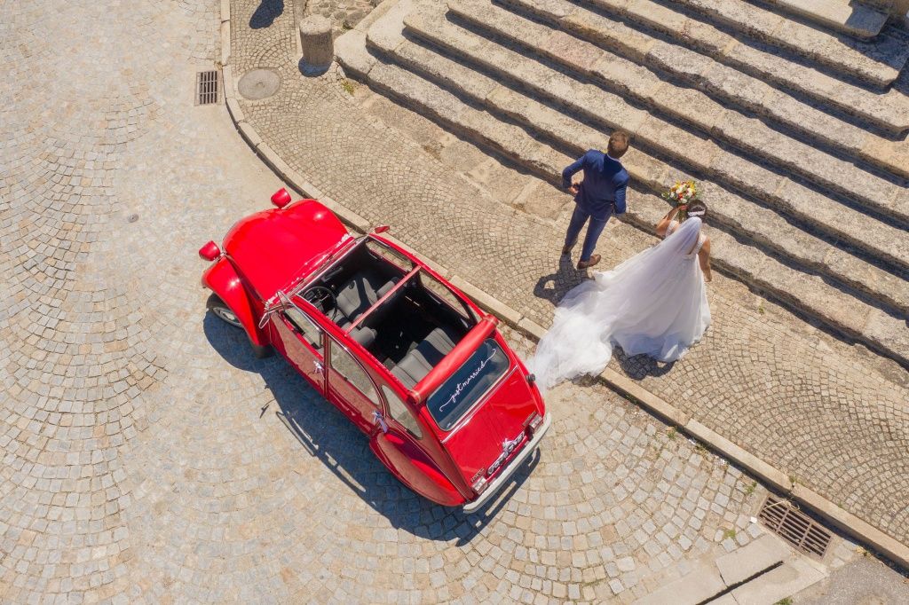 Aluguer de carros clássicos para casamentos e outros eventos