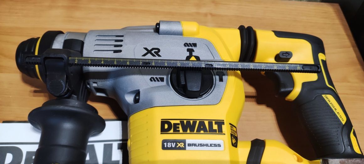 Dewalt dch283 Made in Czech Republic оригінал із Англії