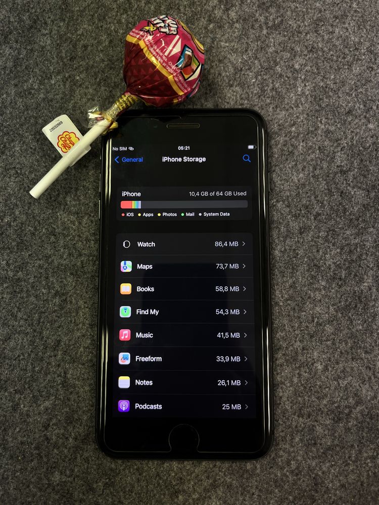 iPhone 8 Plus de 64 GB - Grátis 1 Chupa-Chups :)