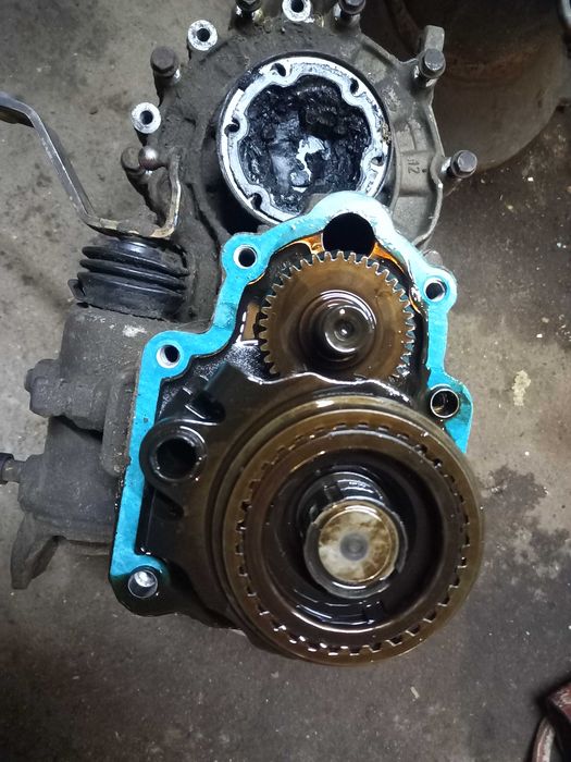 Volkswagen Jetta II 1,6 запчастини до КПП