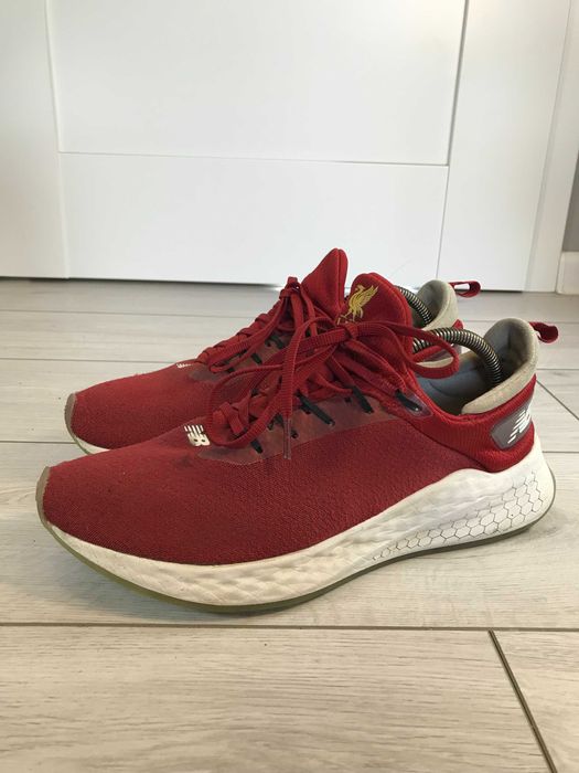 Buty New Balance FreshFoam Lazr FC Liverpool rozm. 43