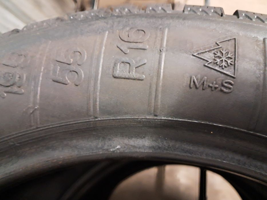 Nr 4 opony 195/55/16 zimowe M +S