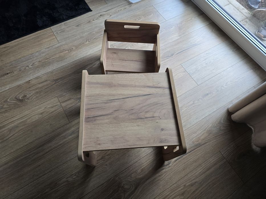 Stolik z krzesełkiem dla dziecka