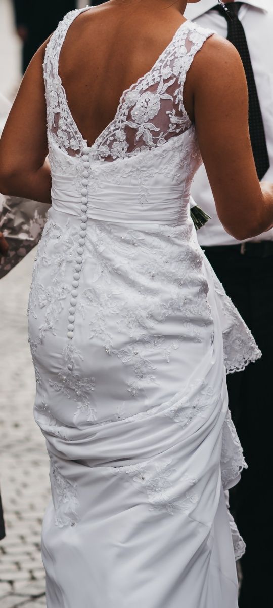 Suknia ślubna z syrenim ogonem