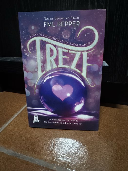 Livro “ Treze” de FML Pepper
