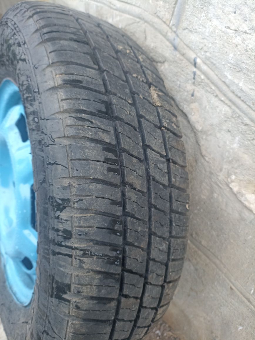 Шина і диски ВАЗ 2109 Жигулі 175/70/R13 диски нові
