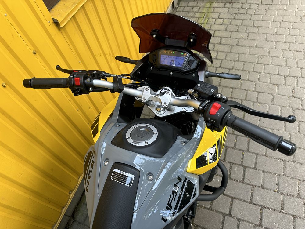 Новий мотоцикл Lifan KPT250 2025р. 28к.с./водянка/інжектор/ABS/TCS