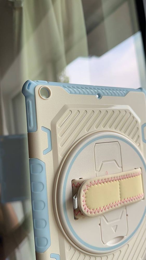 Etui na iPad 10.2 2019/2020/2021