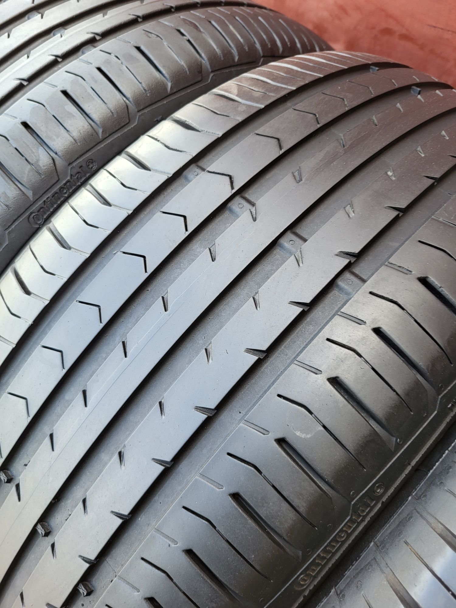 225/55/17 R17 Continental ContiPremiumContact 5 4шт ціна за 1шт шини