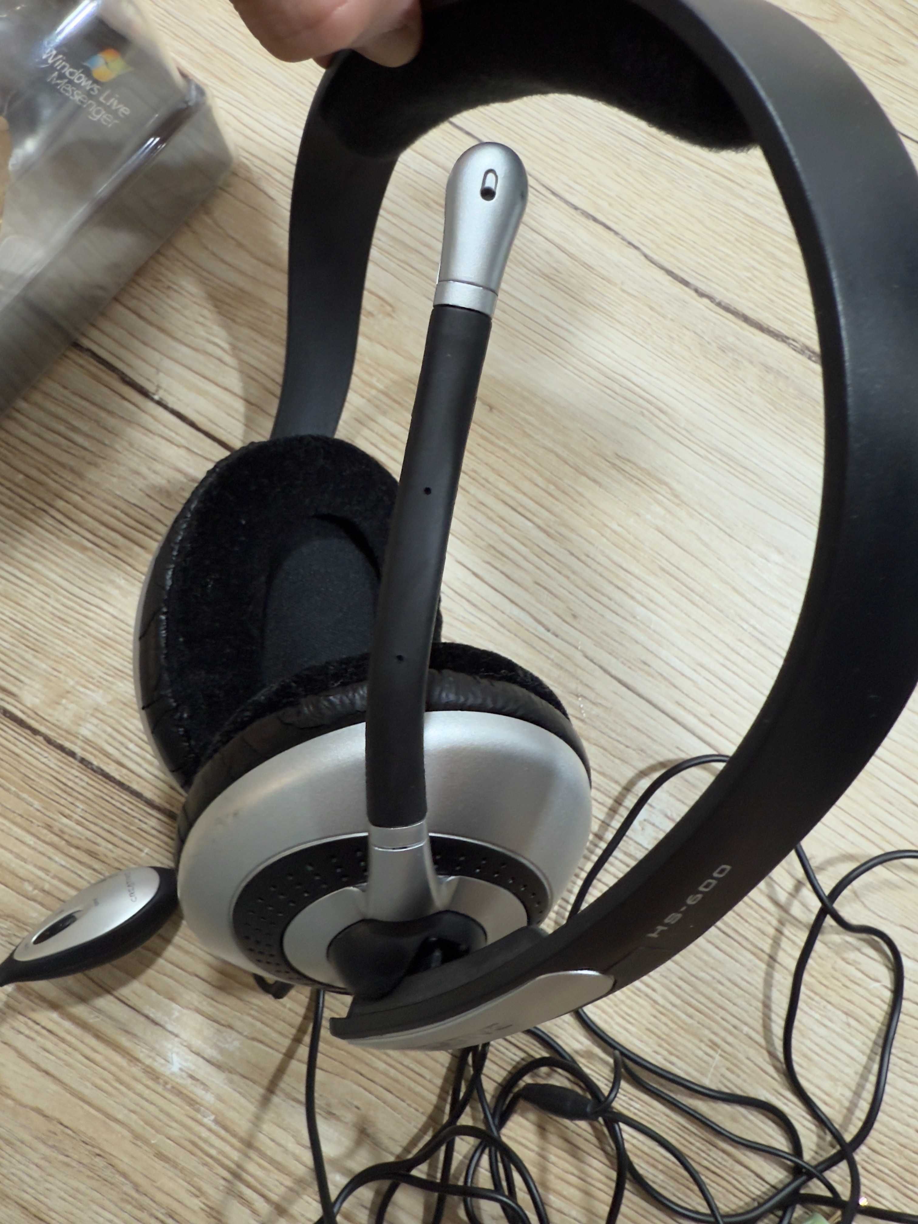 Słuchawki Creative HS-600 z mikrofonem