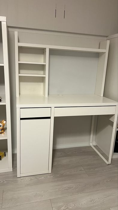 Secretaria Micke IKEA