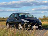 Peugeot 207 • 2008 • 1.4 Diesel • Klimatyzacja • Czarny