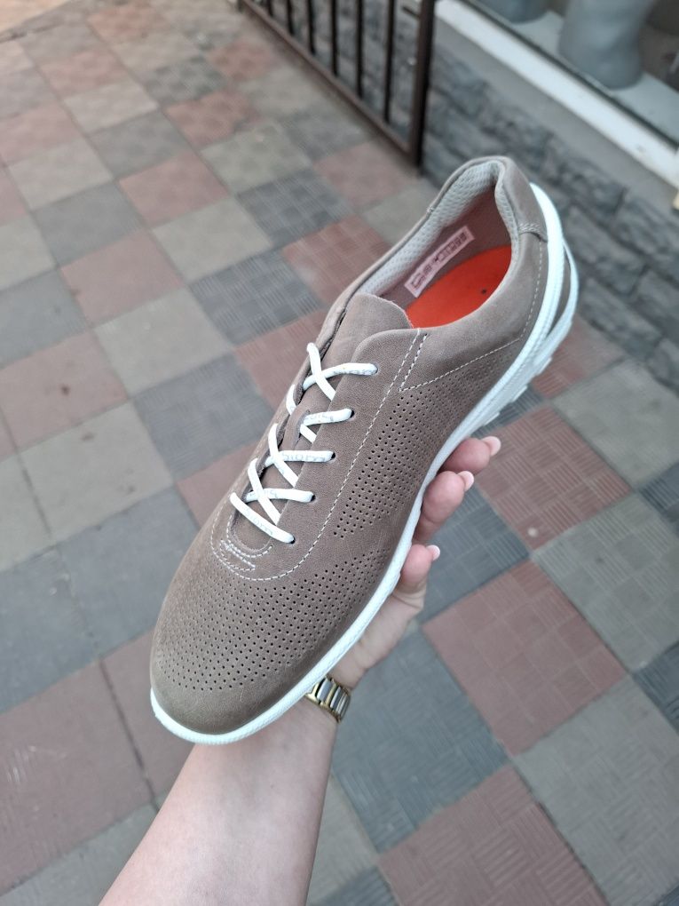 ECCO BIOM LITE 802384 Чоловічі, літні  42, 43,