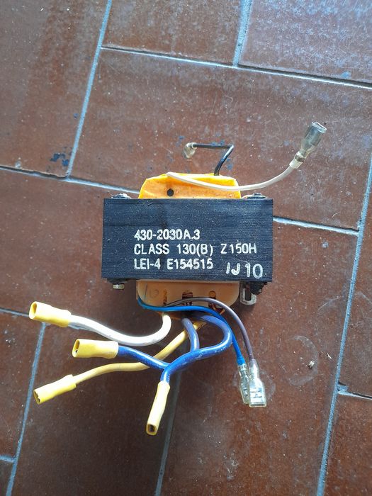 Transformador várias voltagens