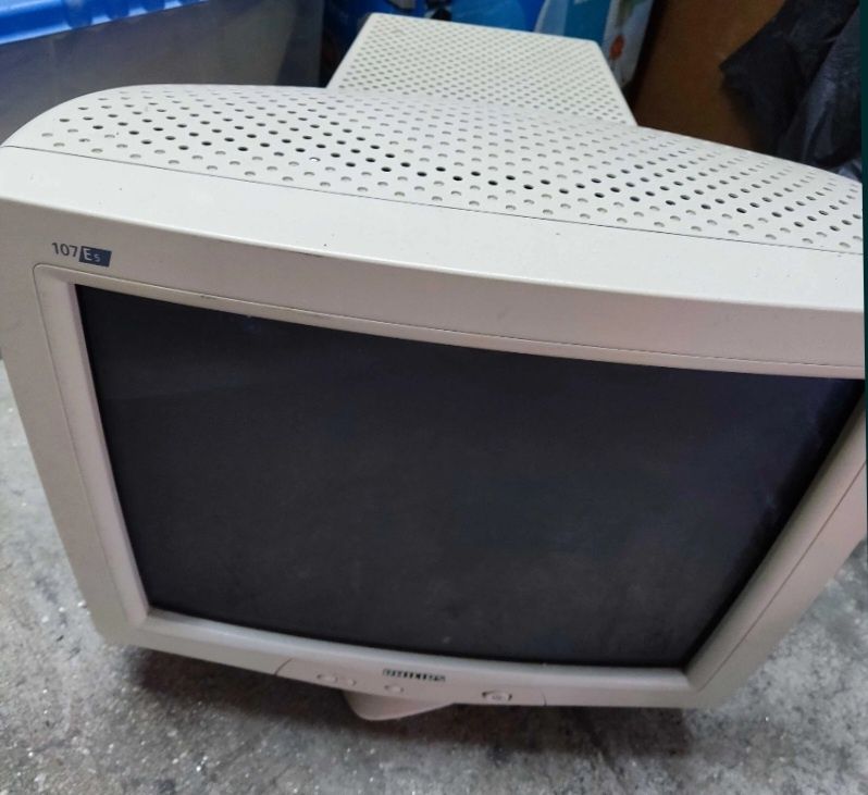 Monitor Philips 107 e5