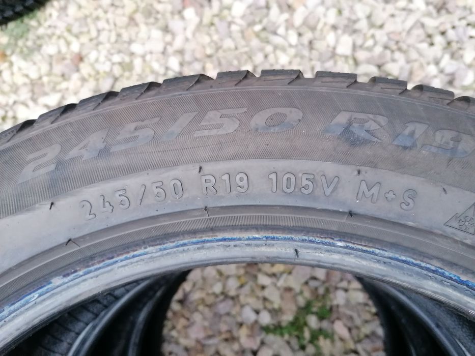245/50/19 Pirelli 2024 rok zimowe