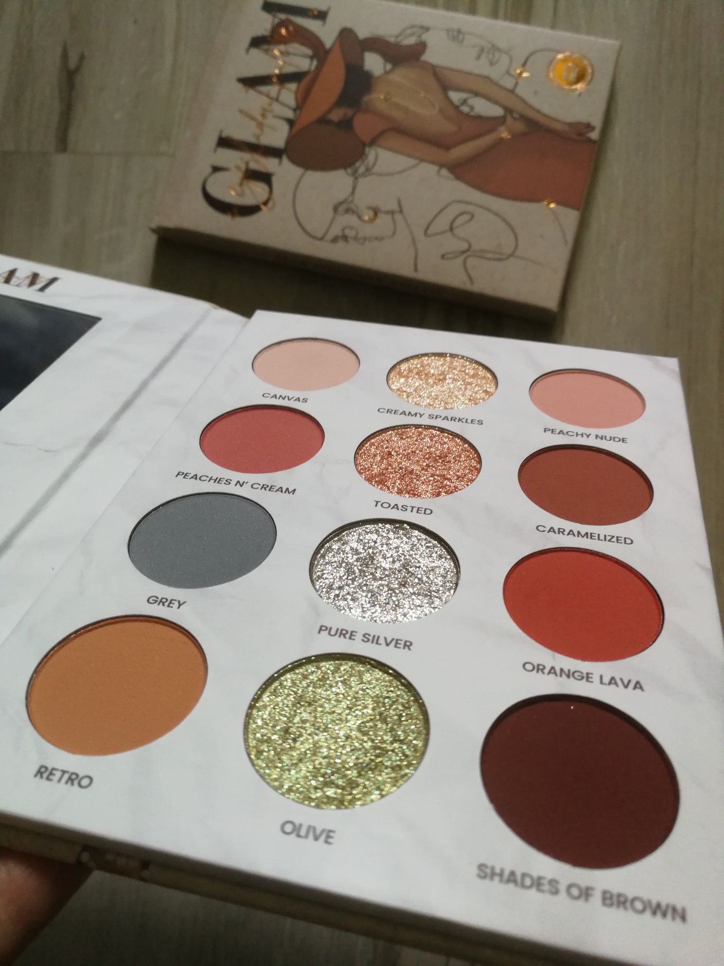 Mexmo paleta cieni Glam + sztuczne rzęsy Ardell Wispies 600