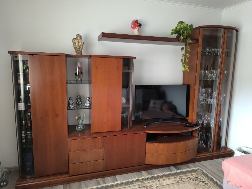 Móvel de sala com arrumação