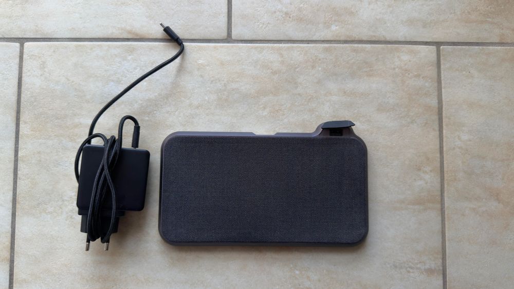 Ładowarka indukcyjna na 2 telefony + usb iPhone Zens Liberty ZEDC08B