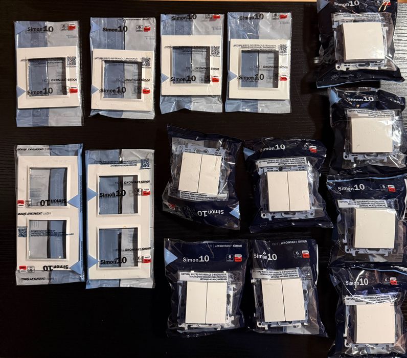 Simon 10 -  Łączniki schodowe, pojedyncze, podwójne i ramki