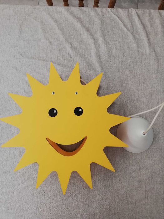 Candeeiro para quarto de criança