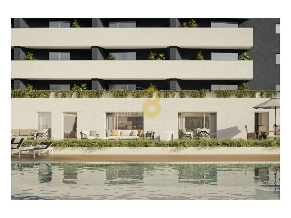 Apartamento T3 à Rotunda da Areosa /Polo Universitário