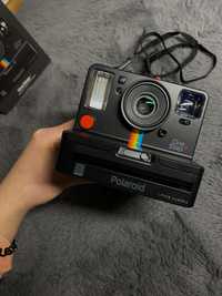 Polaroid OneStep+ wraz z pokrowcem i wkładami