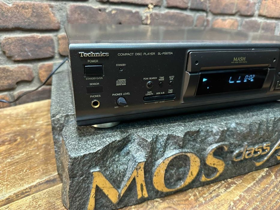 Odtwarzacz CD Technics SL-PS 670 A