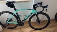 Bicicleta Bianchi Oltre XR 4 Ultegra Di2