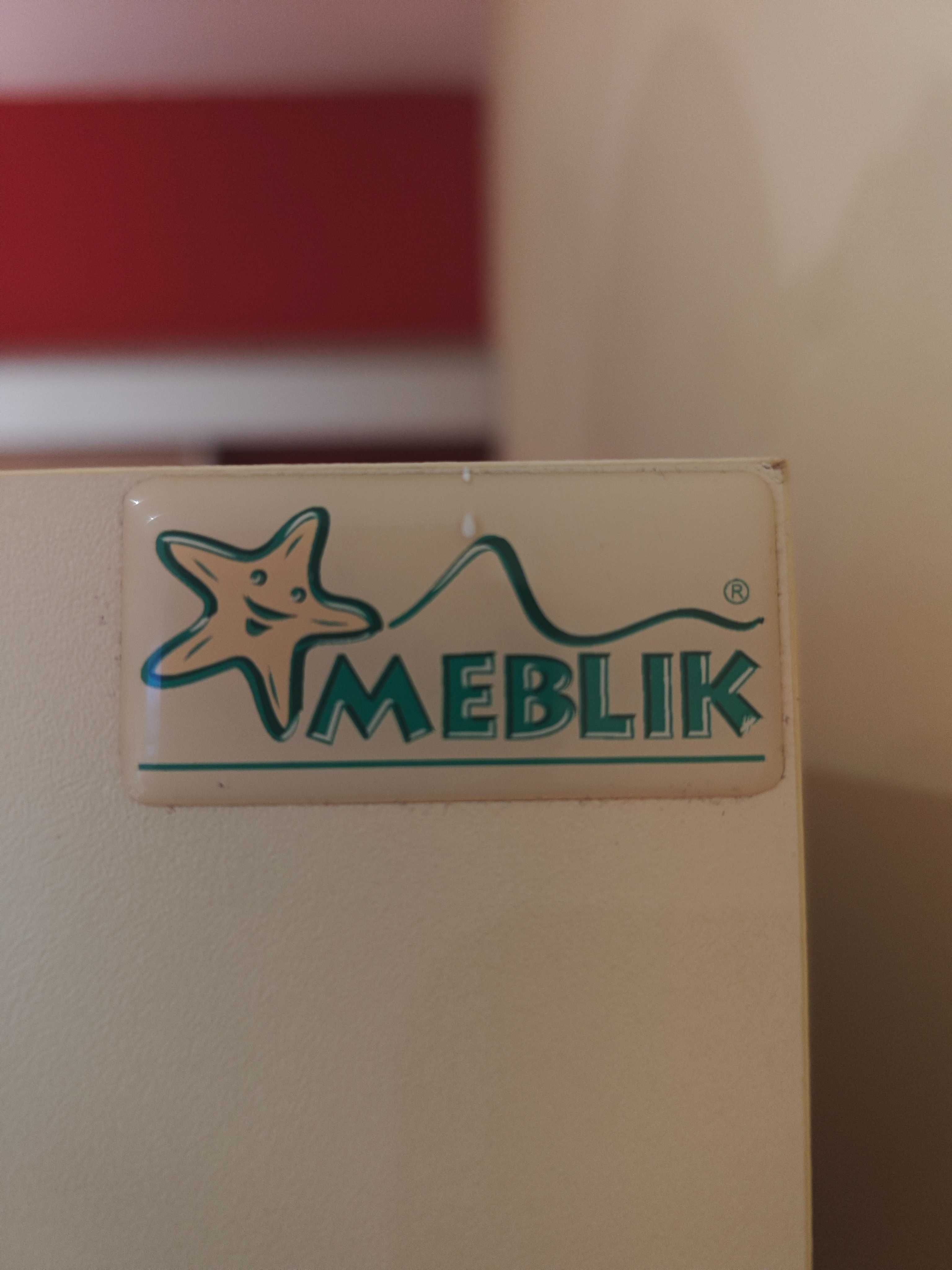 Pilnie sprzedam łóżko dziecięce firmy Meblik kolekcja Orchidea Bordo