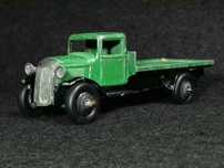 Dinky Toys #25C - Flat Truck - 1940s by Meccano Ltd