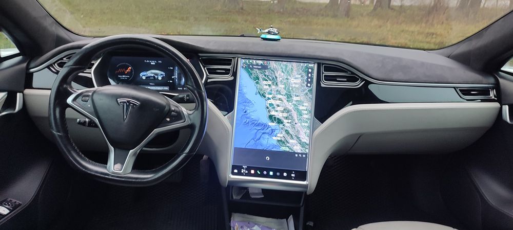 Продам Tеслу S 2014рік,ОБМІН