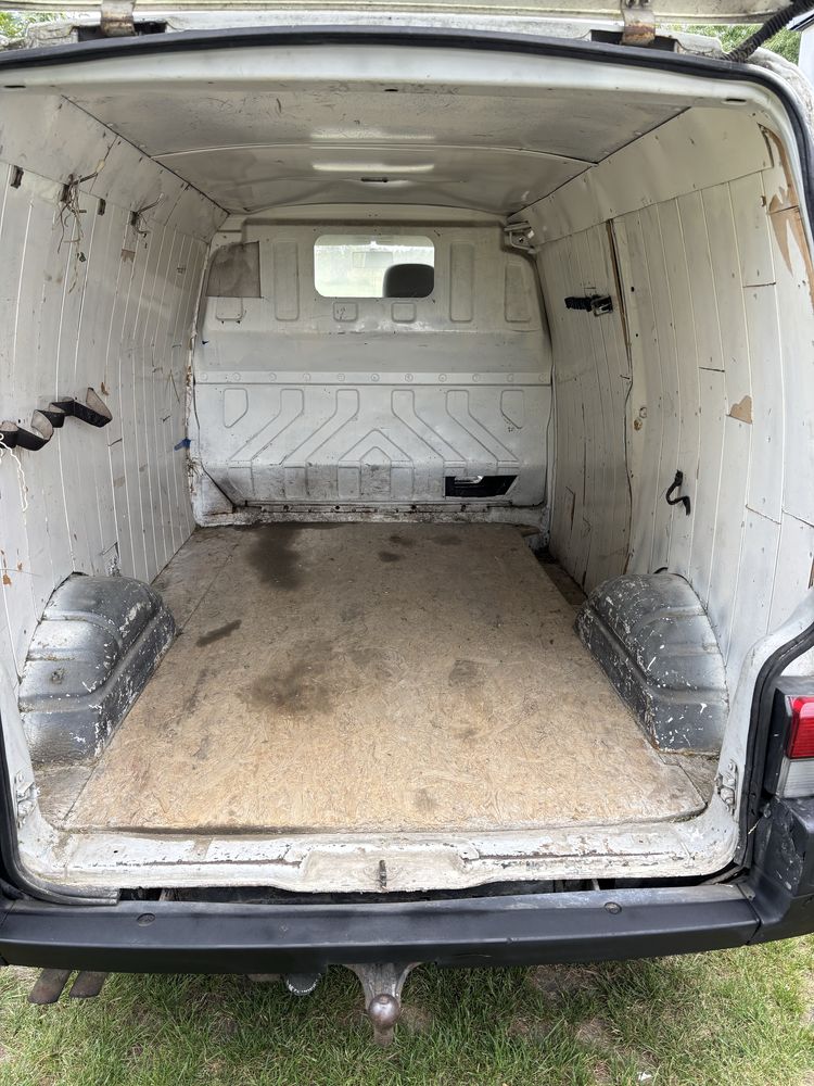 Volkswagen transporter 2.4 TD 3 os hak