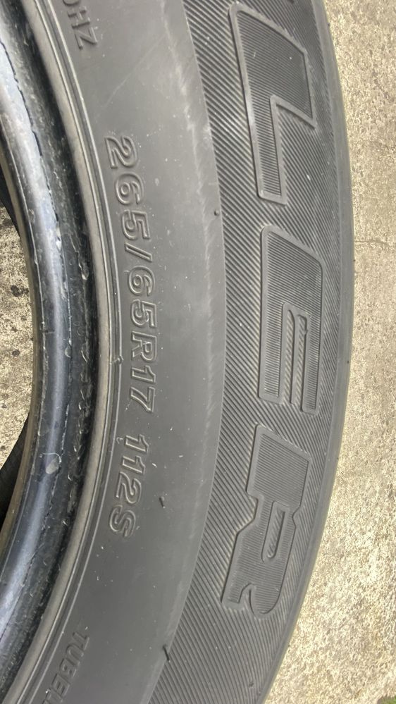 Bridgestone Dueler (всесезонні) 265/65 R17