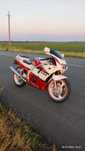 Yamaha FZR 250 99 года