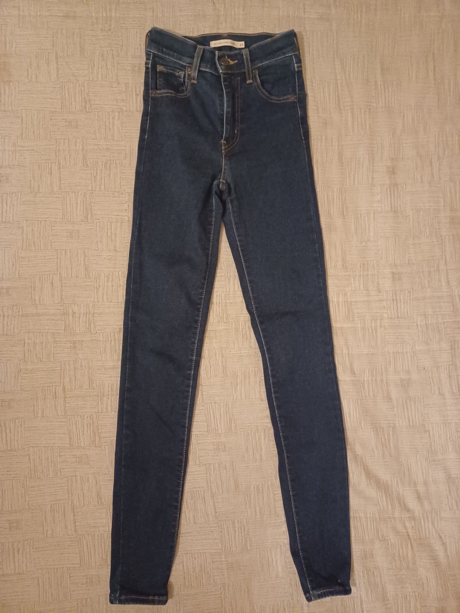 Melhor oferta - Calças Jeans Mulher Levi's 23/30