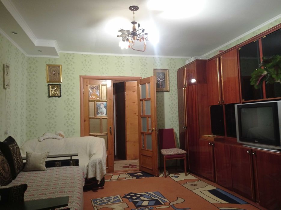 Продаю квартиру 4 комнаты в Теплодаре