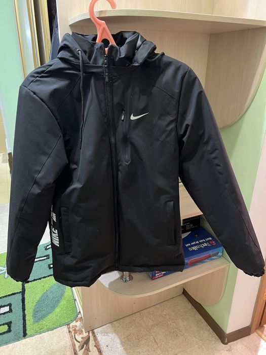 Куртка зимова Nike нова