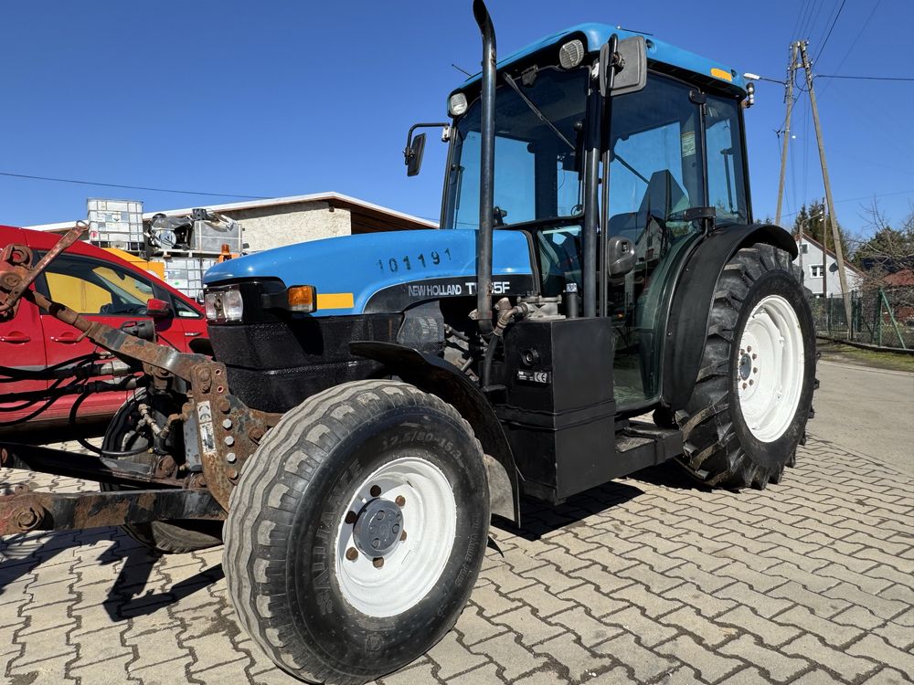 Sadowniczy New Holland TN 65F kubota case komunalny tuz oryginał zetor