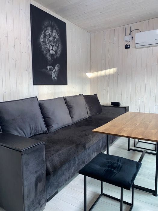 Подобова оренда будинку з чаном у Львові вул. Медової Печери