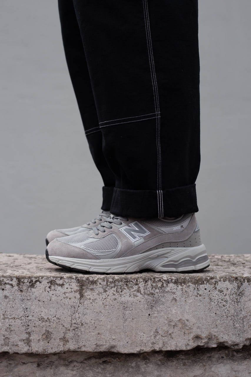 New Balance 2002r Light Grey