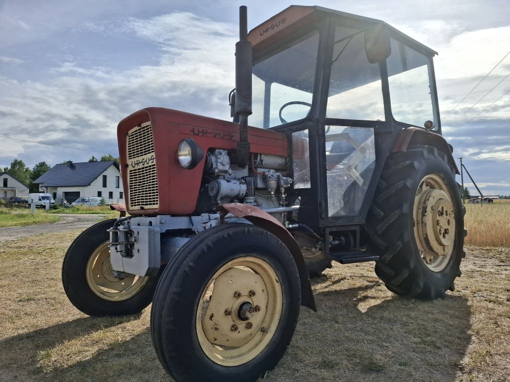 Ursus C-330 Ursus