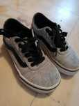 Tenis vans tamanho 27