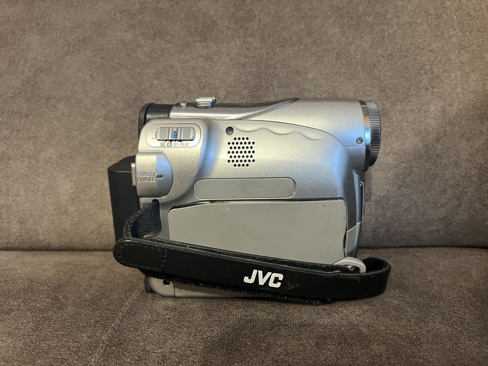 JVC Digital Video Camera GR-D240E Mini DV Kamera Ładowarka Kaseta